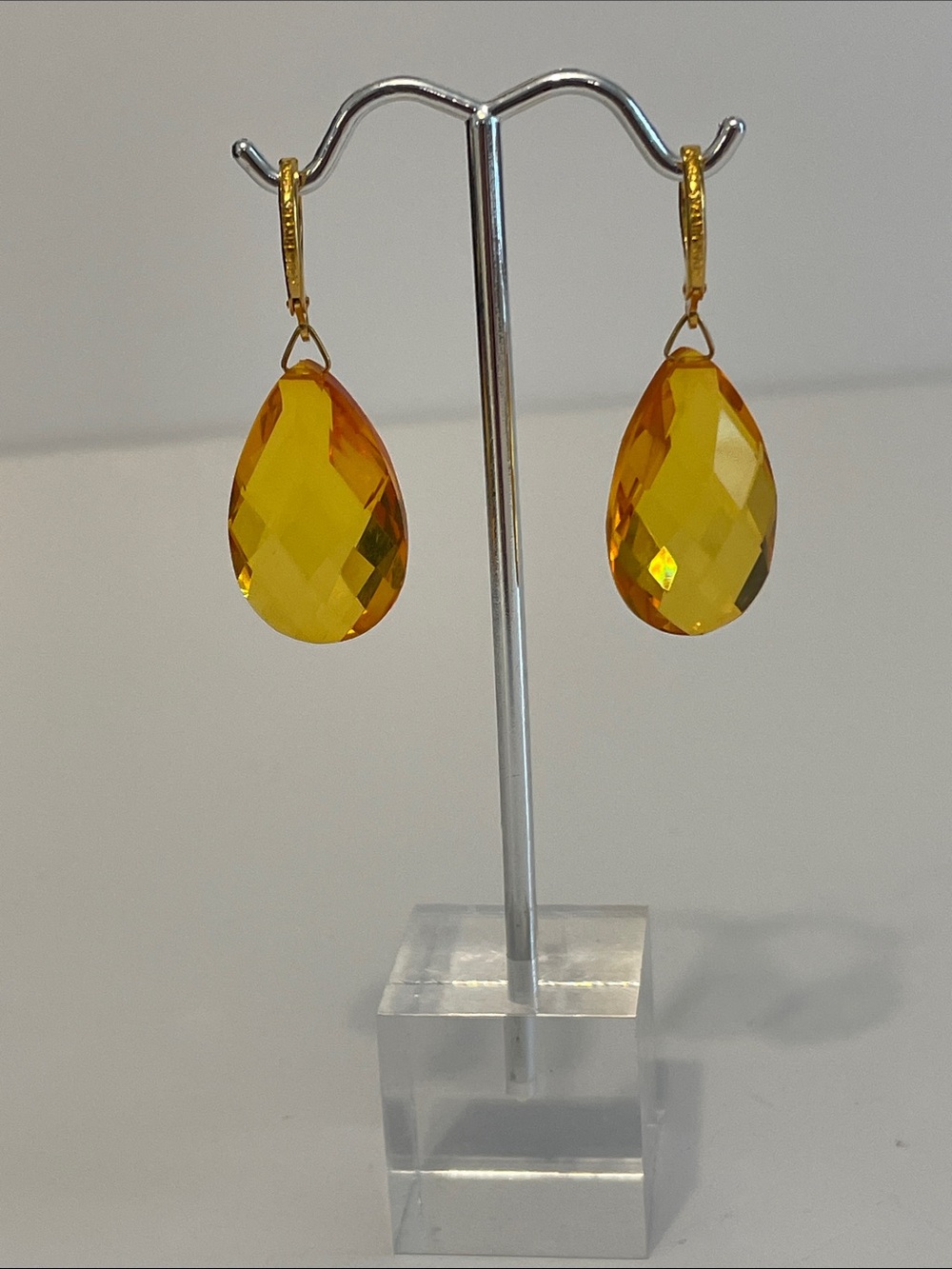 Joan Rivers Vintage Faceted Acrylic/Lucite Citrine/Amber Colour Dangle Earrings